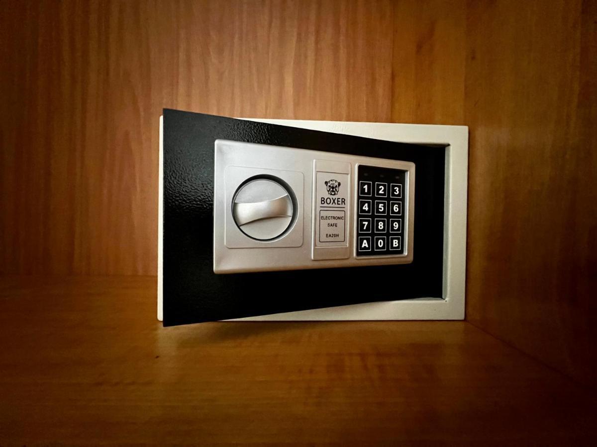 Apartment Interno1 *