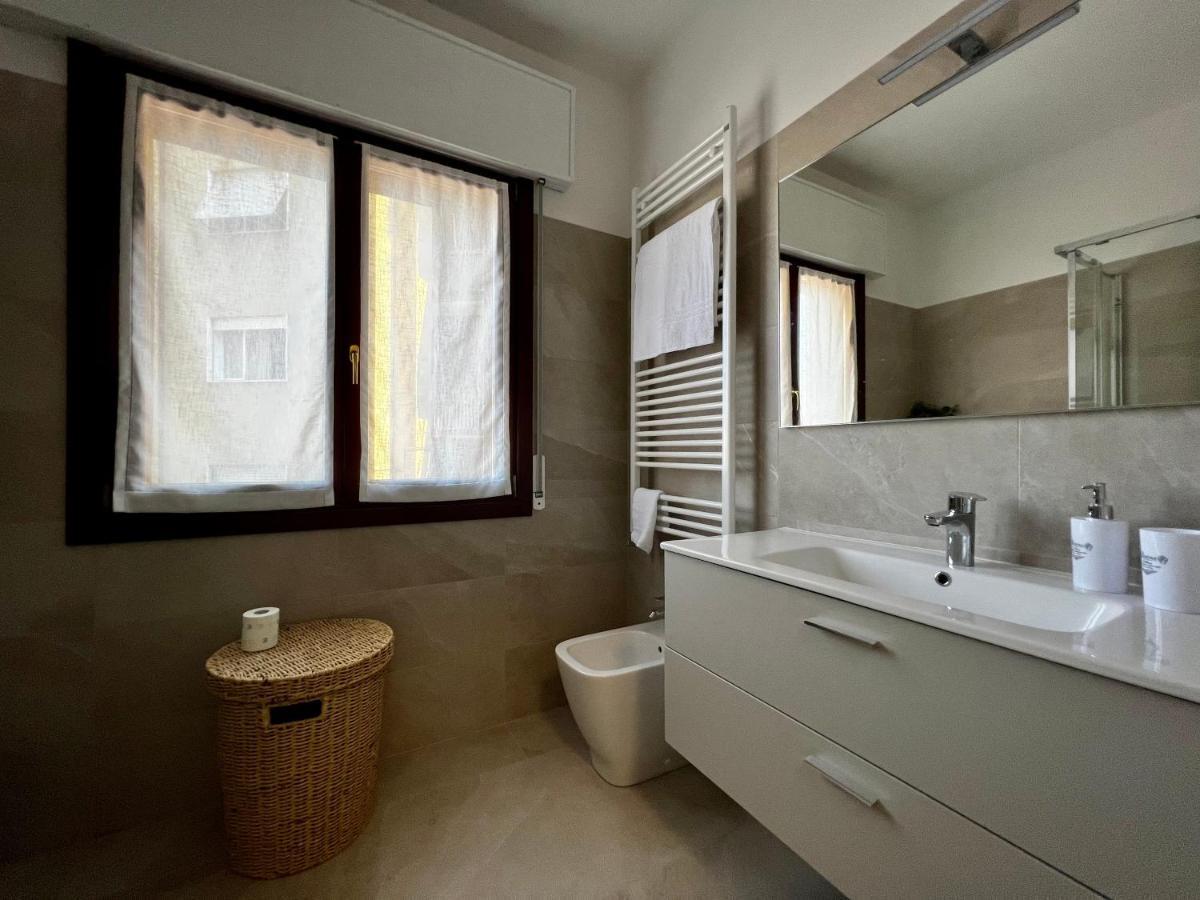 Interno1 * Mestre